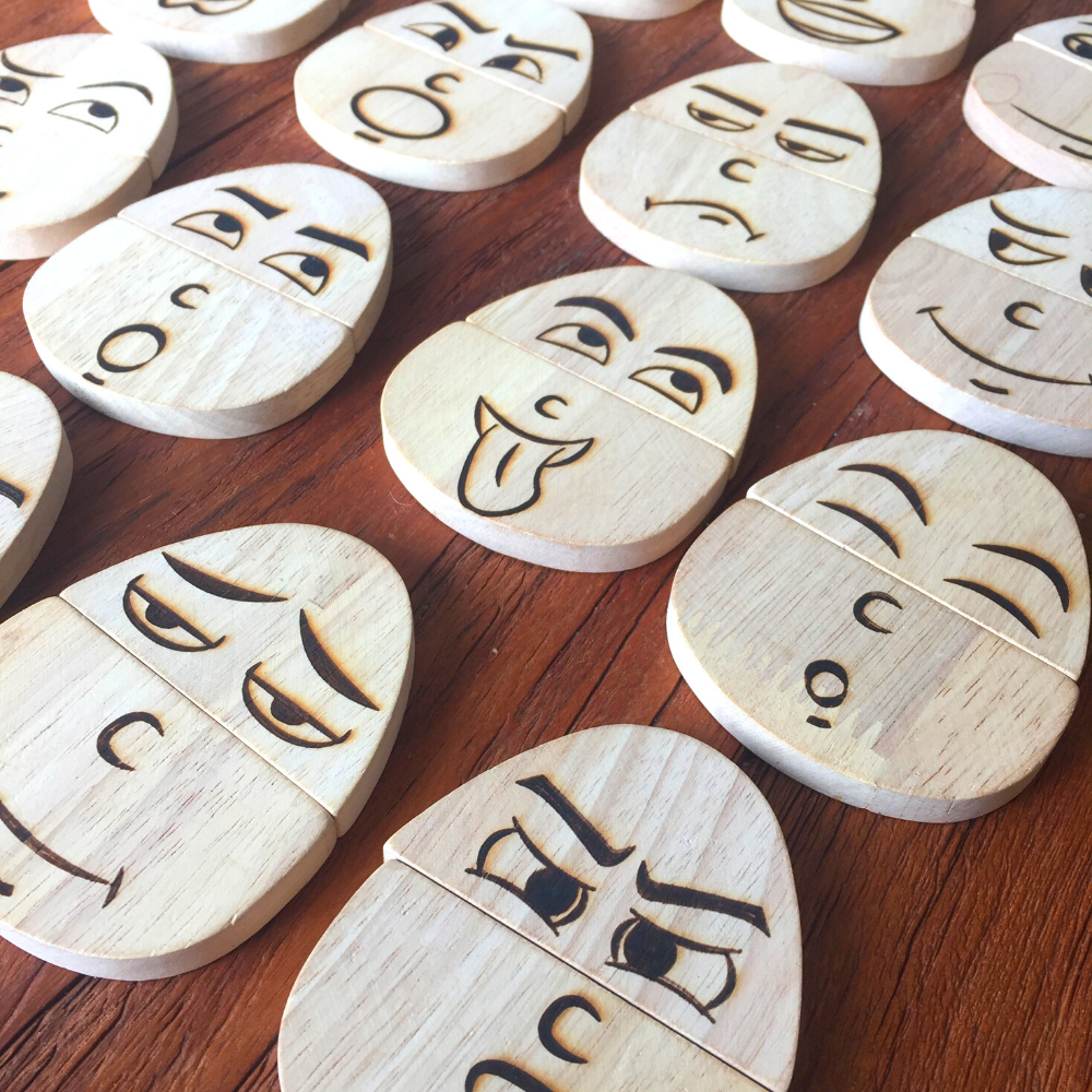 Wooden Egg-spressions Set